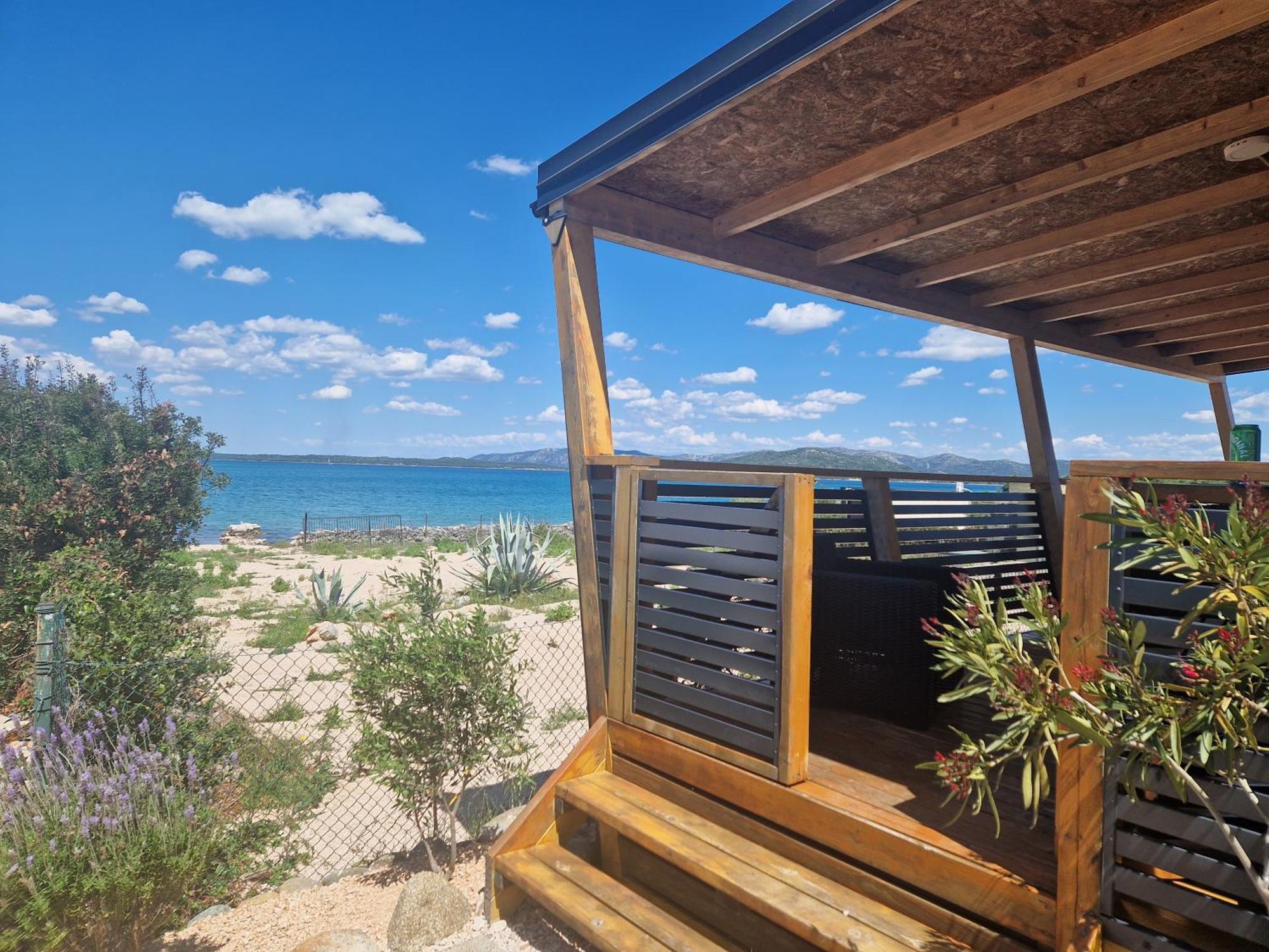 Mobile Home Laura Tisno Εξωτερικό φωτογραφία